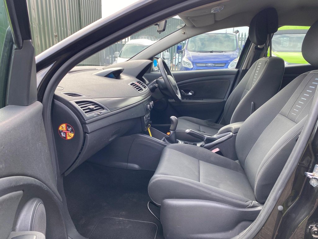 Used Renault Megane 2010 for sale - 77315990: Photo 50