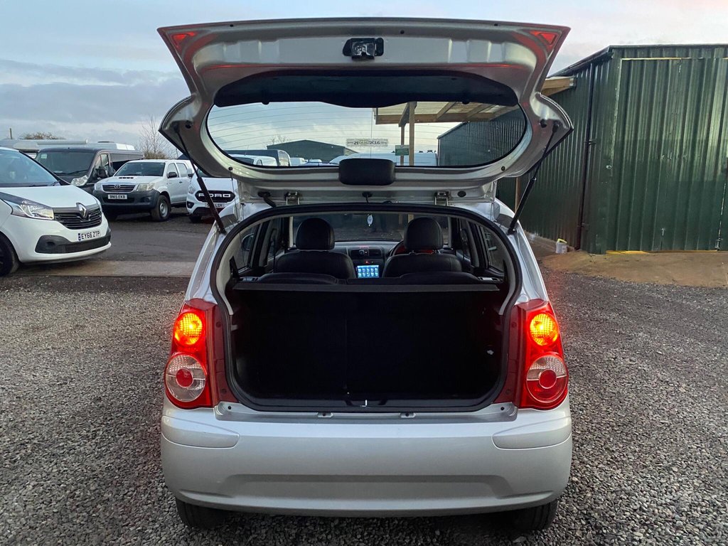 Used Kia Picanto 2010 for sale - 77171985: Photo 11