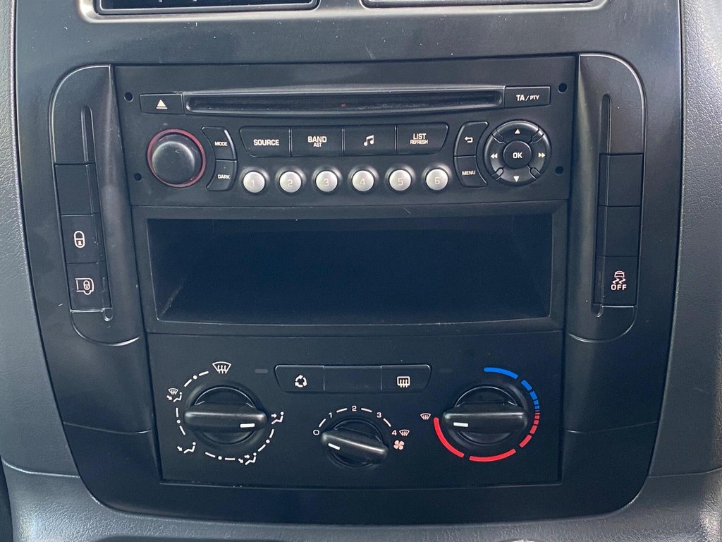 Used Citroen Dispatch 2014 for sale - 76610336: Photo 26