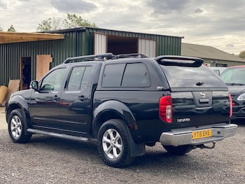 Used Nissan Navara 2015 for sale - 79562901: Photo