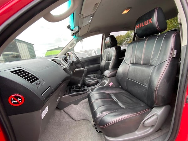 Used Toyota Hilux 2013 for sale - 76176132: Photo 16