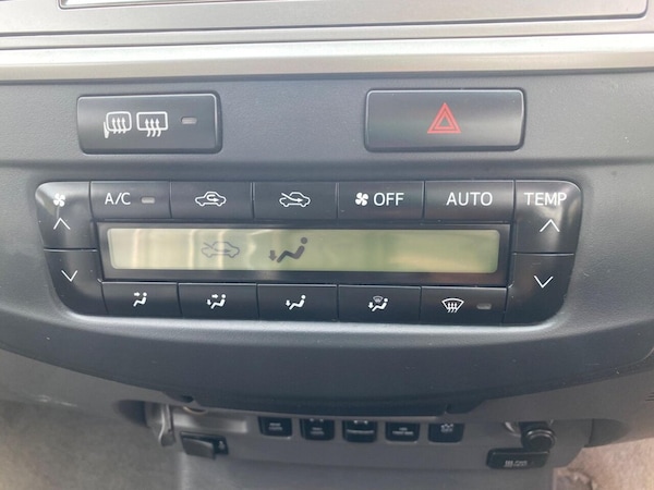 Used Toyota Hilux 2013 for sale - 76176132: Photo 34