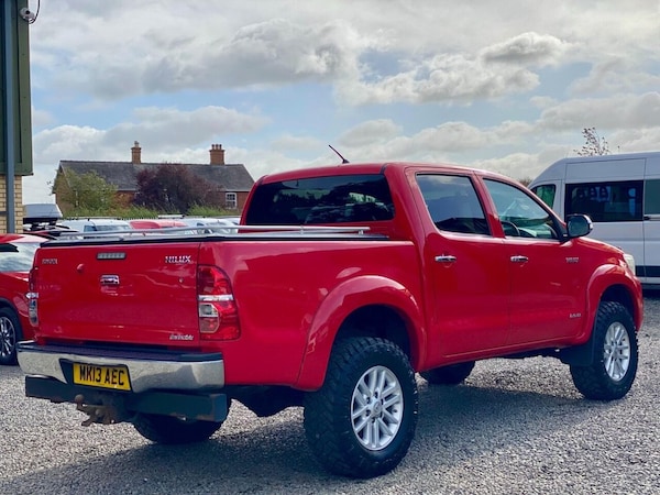 Used Toyota Hilux 2013 for sale - 76176132: Photo 5