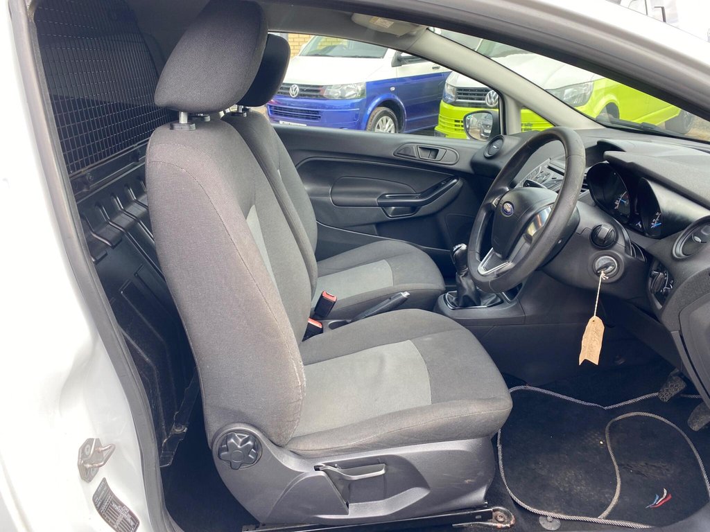 Used Ford Fiesta 2015 for sale - 77734386: Photo 21