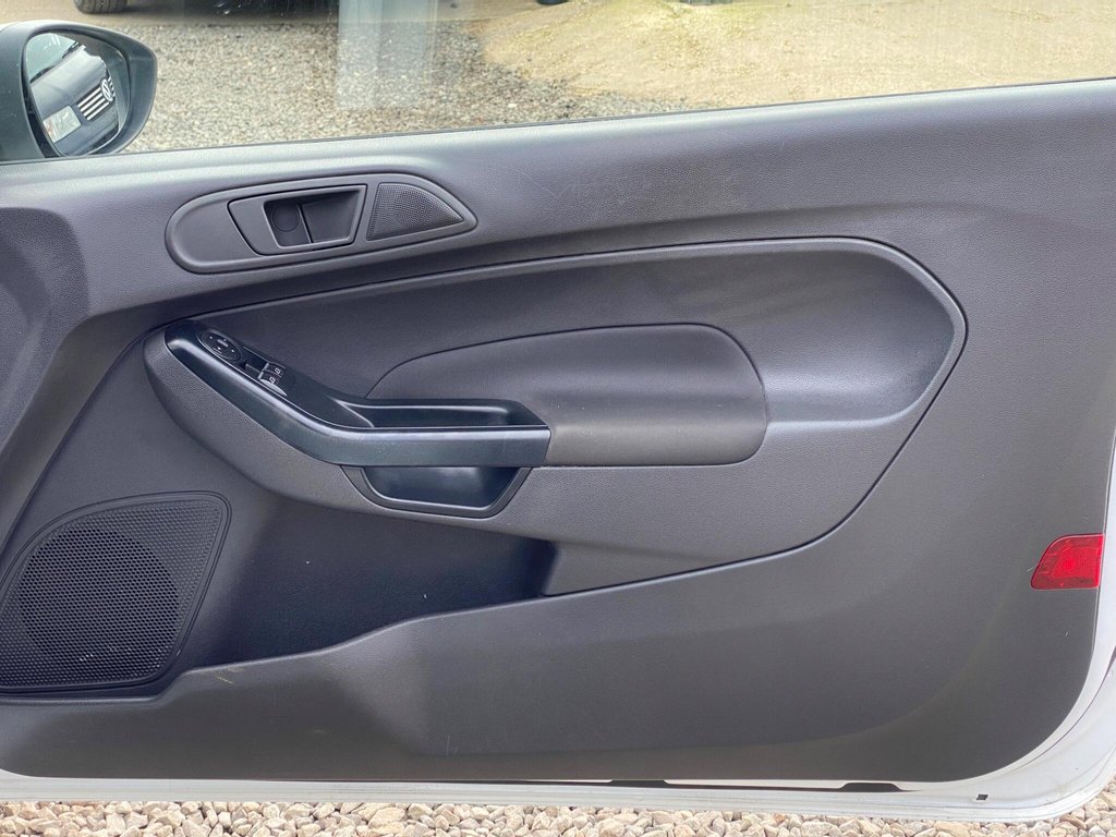Used Ford Fiesta 2015 for sale - 77734386: Photo 33