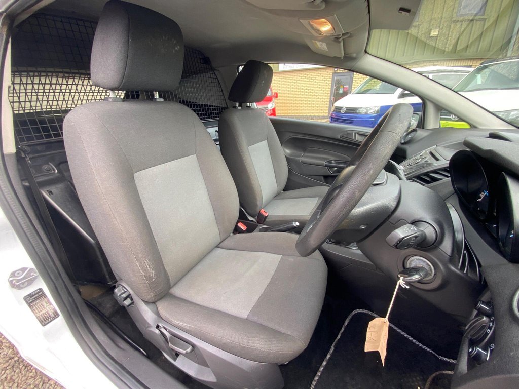 Used Ford Fiesta 2015 for sale - 77734386: Photo 6