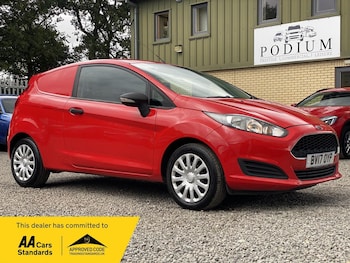 Used Ford Fiesta Van 2017 for sale - 75318487: Photo