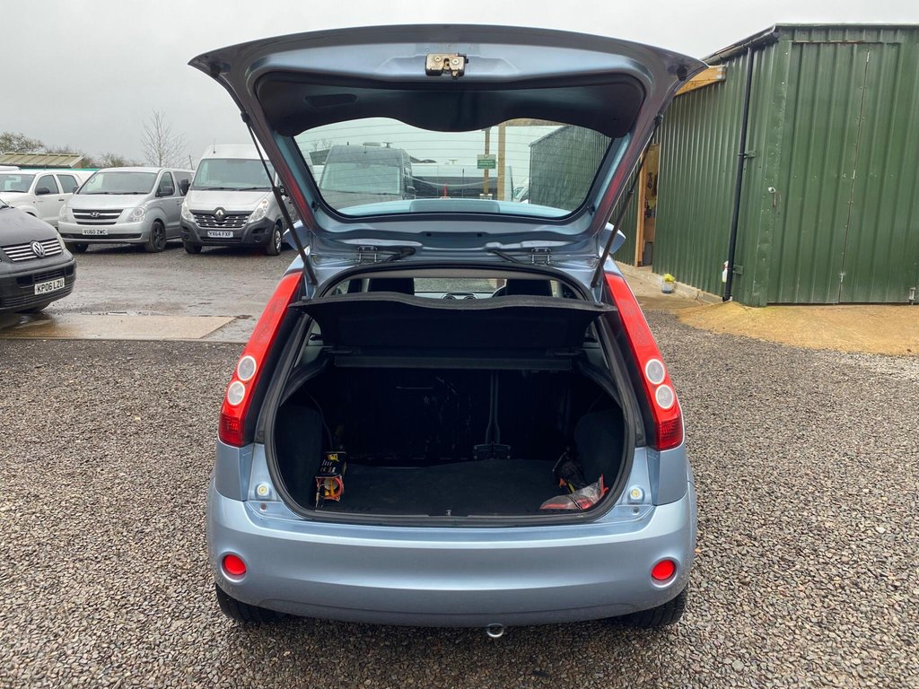 Used Ford Fiesta 2006 for sale - 77820799: Photo 11