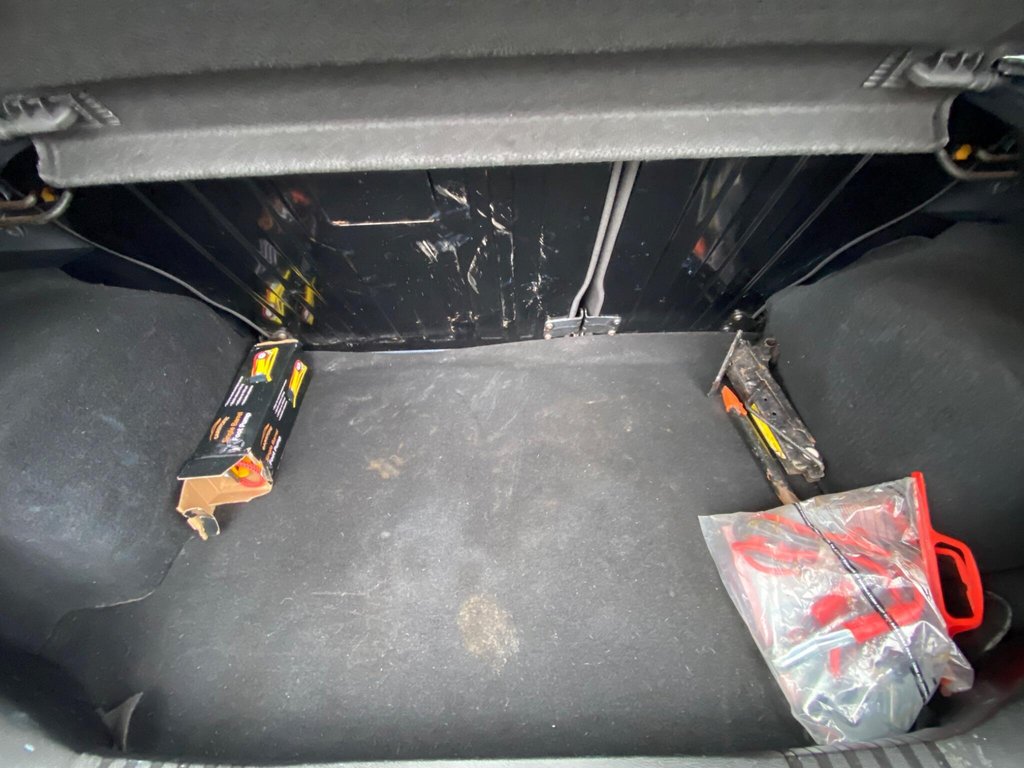 Used Ford Fiesta 2006 for sale - 77820799: Photo 13