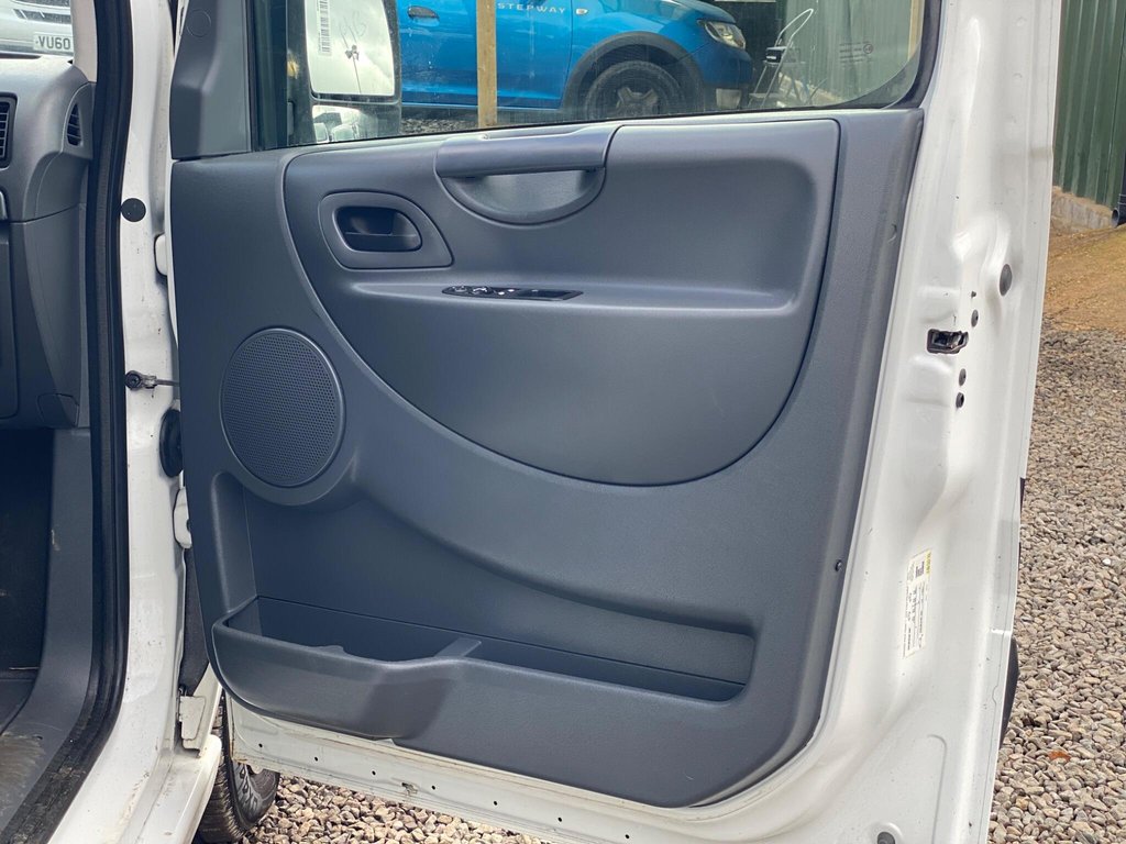 Used Citroen Dispatch 2016 for sale - 77442312: Photo 42