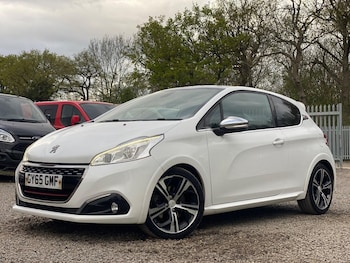 Used Peugeot 208 2015 for sale - 78302603: Photo