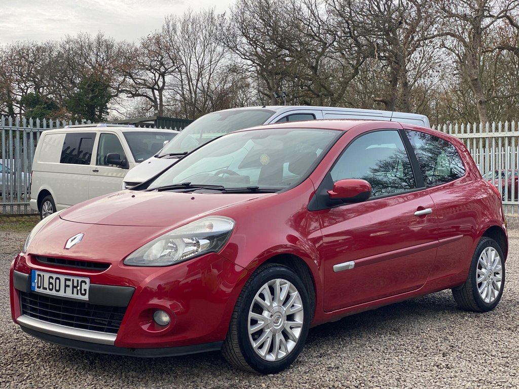 Used Renault Clio 2011 for sale - 76867817: Photo 3