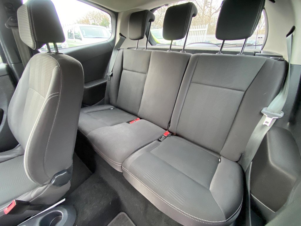 Used Renault Clio 2011 for sale - 76867817: Photo 48