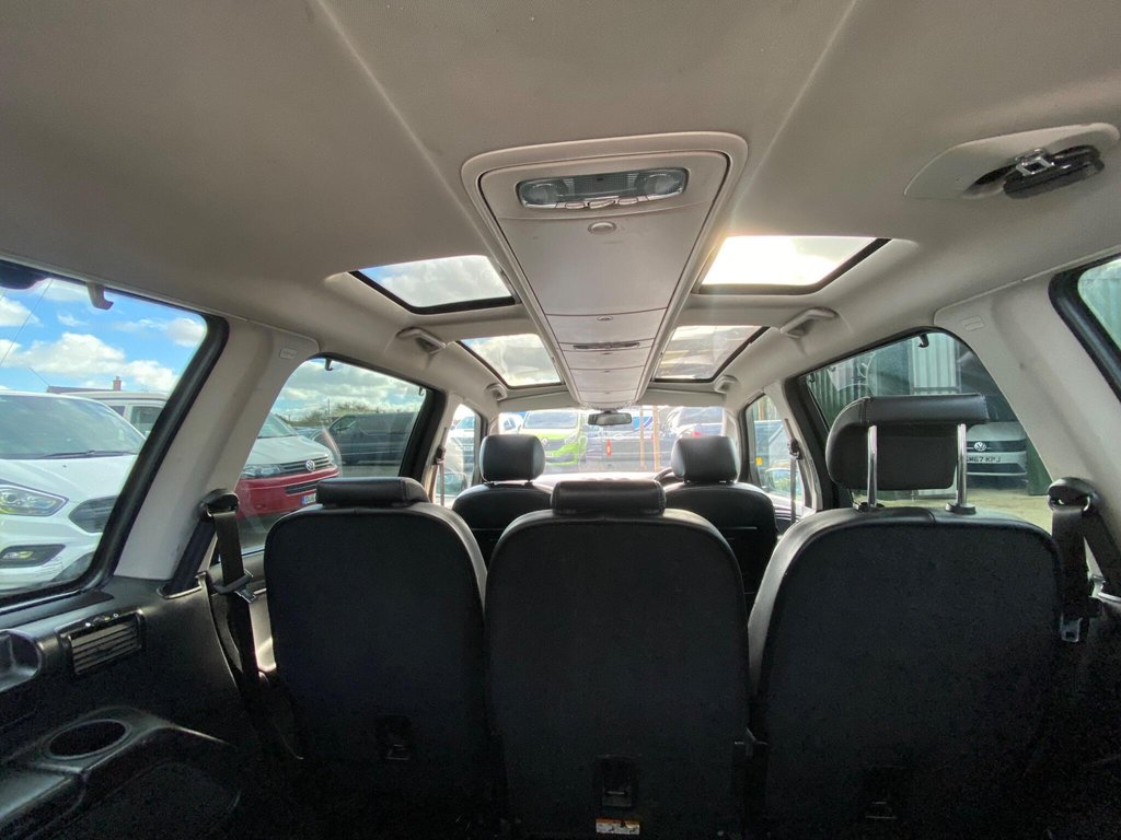 Used Ford Galaxy 2012 for sale - 76439082: Photo 46