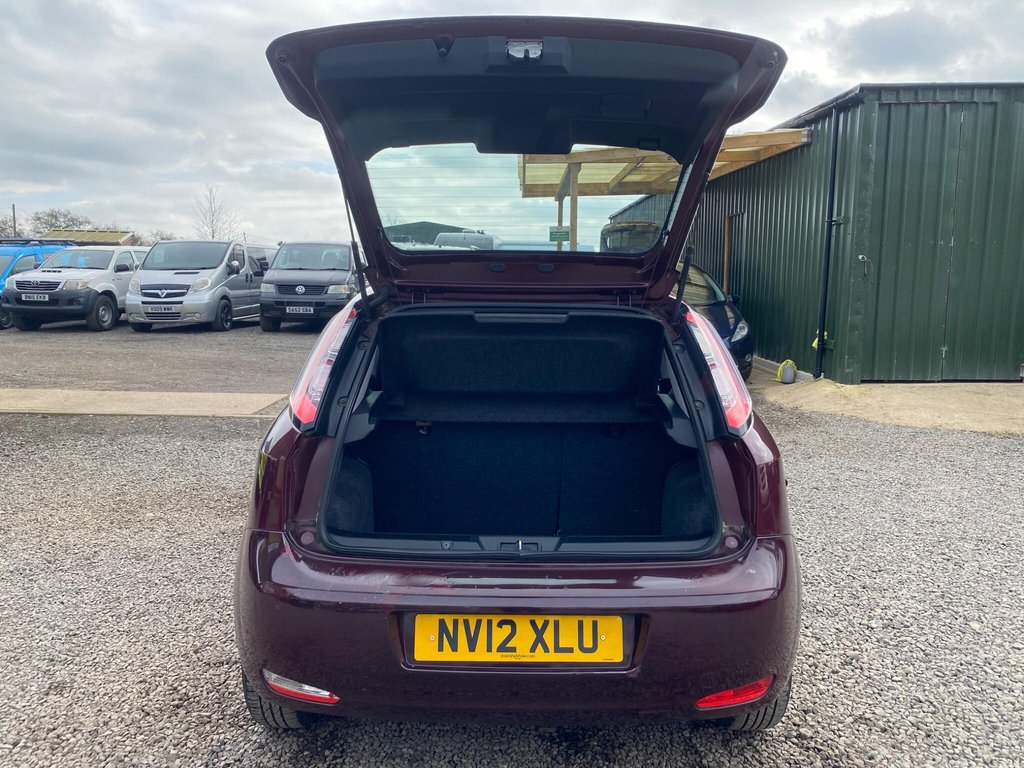 Used Fiat Punto 2012 for sale - 77739719: Photo 11