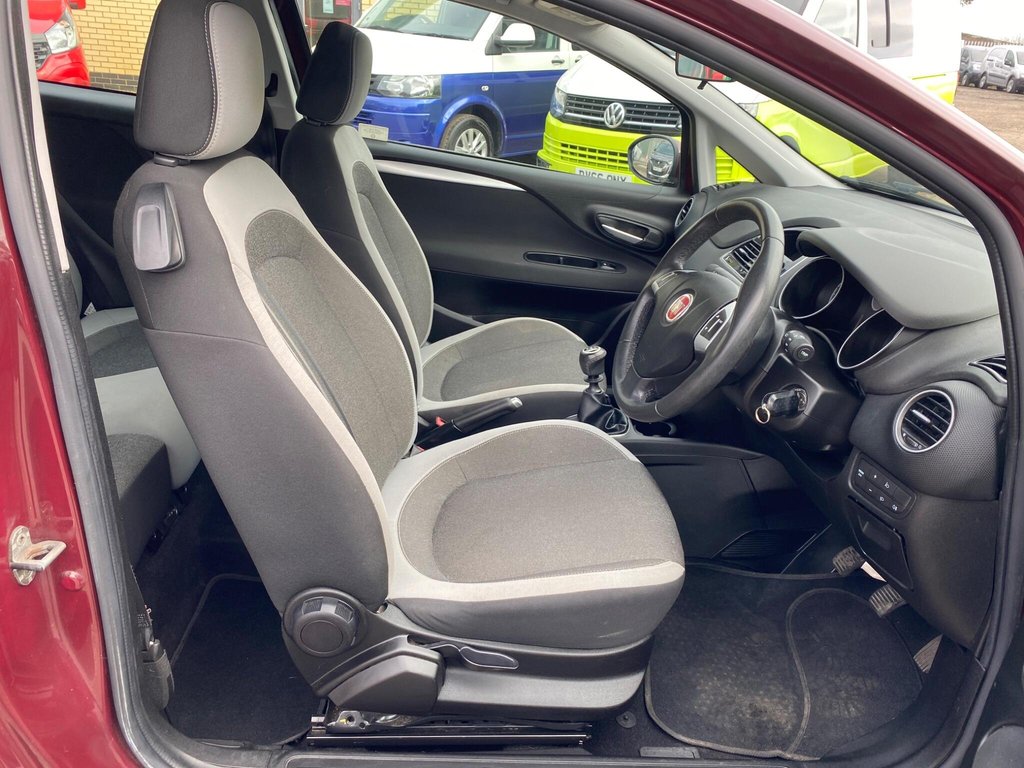 Used Fiat Punto 2012 for sale - 77739719: Photo 29