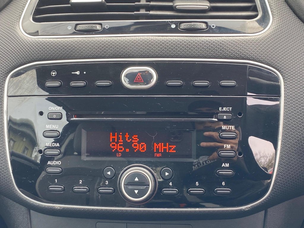 Used Fiat Punto 2012 for sale - 77739719: Photo 31