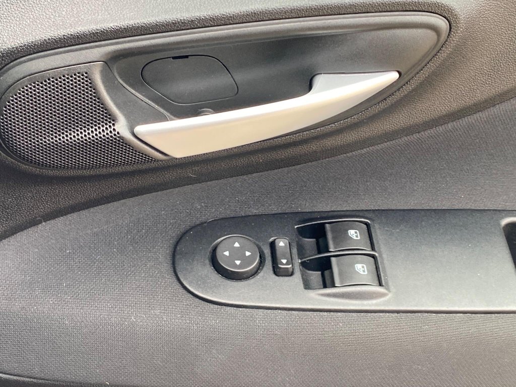 Used Fiat Punto 2012 for sale - 77739719: Photo 40