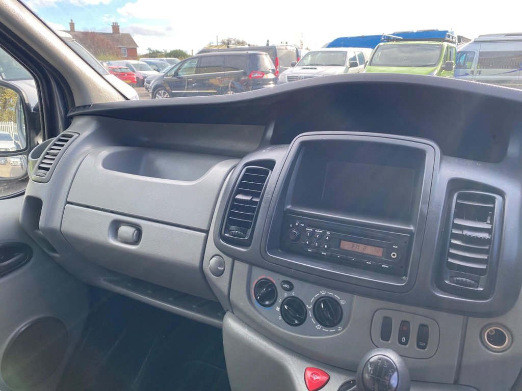 Used Vauxhall Vivaro 2011 for sale - 76439000: Photo 26