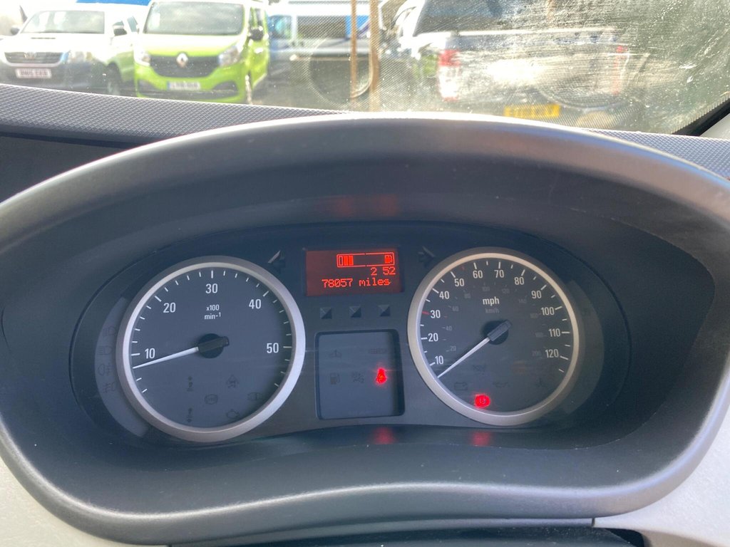 Used Vauxhall Vivaro 2011 for sale - 76439000: Photo 31