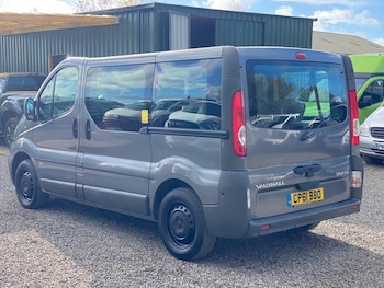 Used Vauxhall Vivaro 2011 for sale - 76439000: Photo
