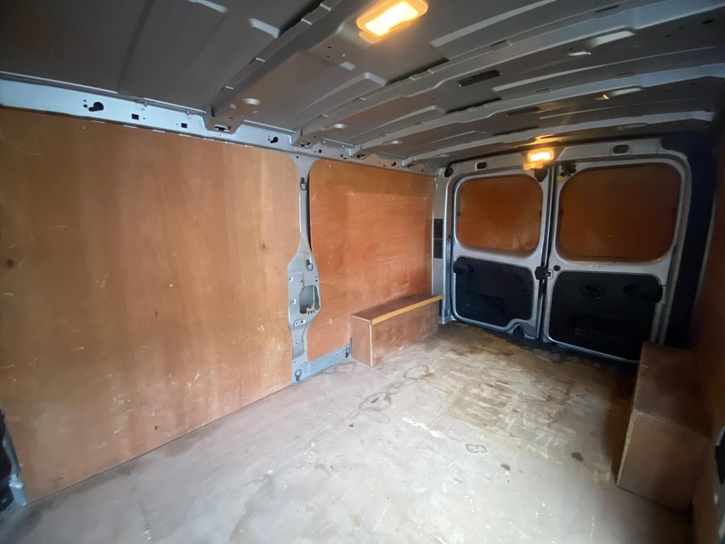 Used Vauxhall Vivaro 2015 for sale - 78145204: Photo 45