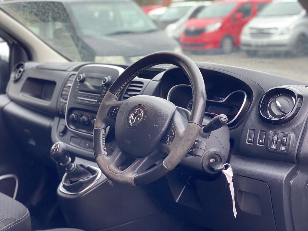 Used Vauxhall Vivaro 2015 for sale - 78145204: Photo 6