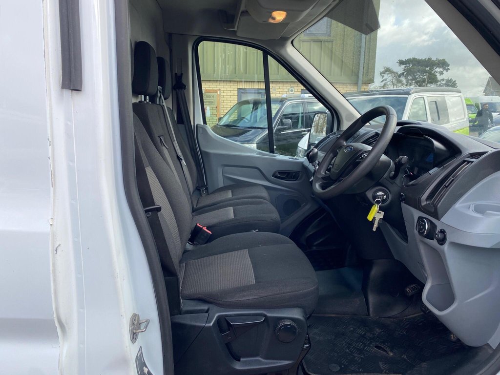 Used Ford Transit 2018 for sale - 77647799: Photo 42