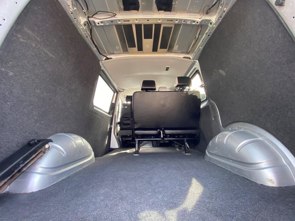 Used Volkswagen Transporter 2006 for sale - 77891251: Photo 49