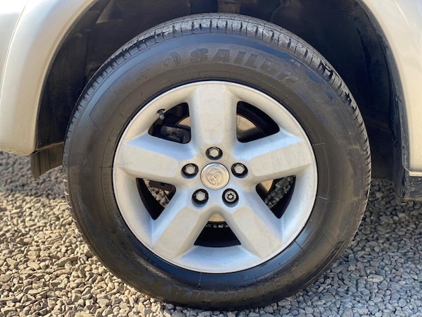 Used Toyota RAV4 2005 for sale - 76297093: Photo 10