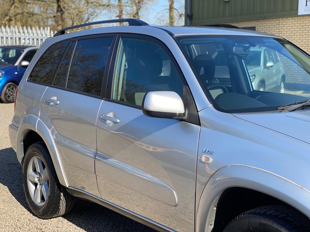 Used Toyota RAV4 2005 for sale - 76297093: Photo 15