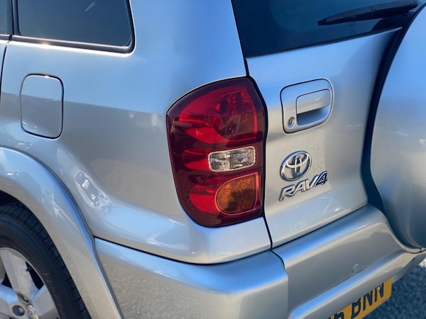 Used Toyota RAV4 2005 for sale - 76297093: Photo 18