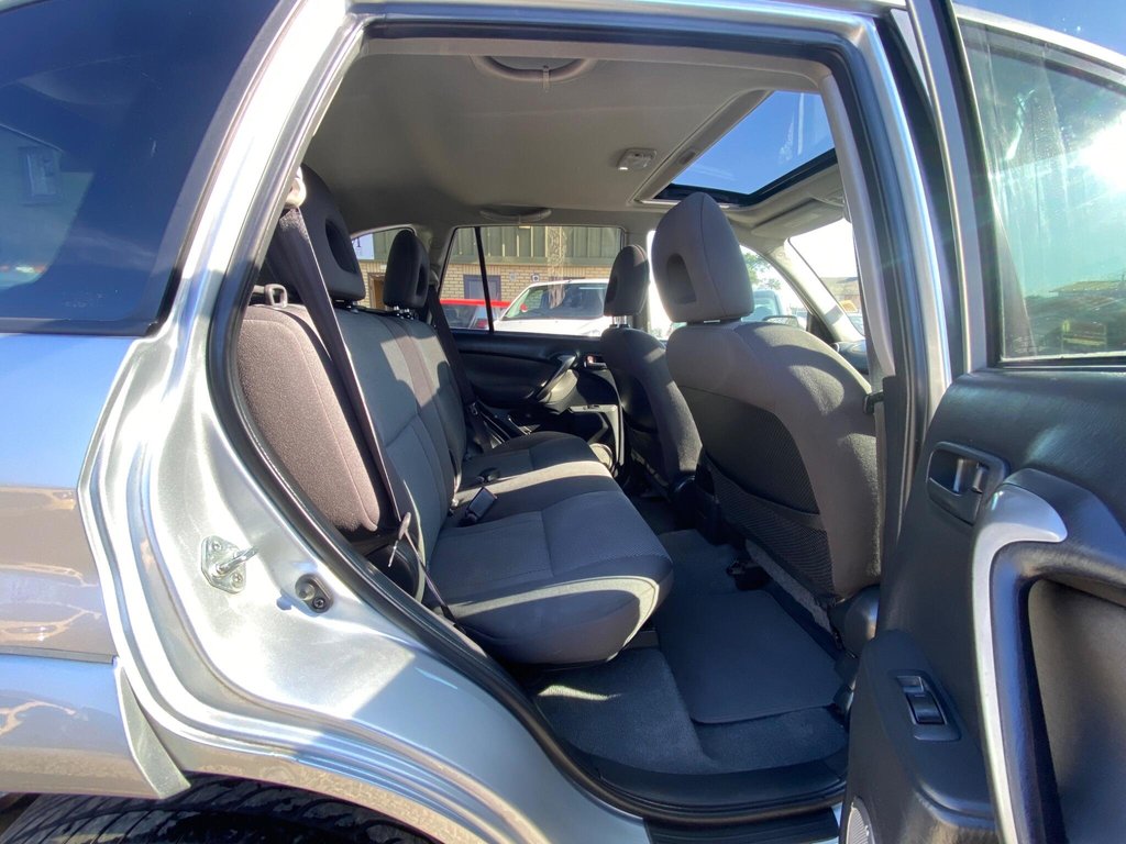 Used Toyota RAV4 2005 for sale - 76297093: Photo 36