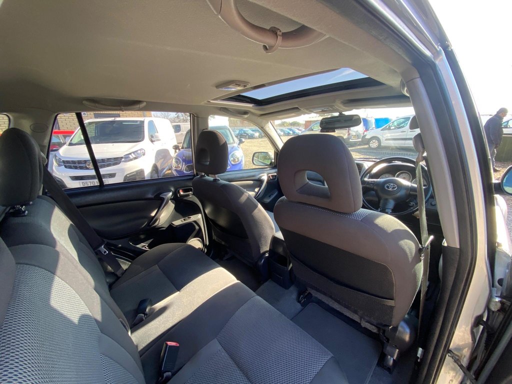 Used Toyota RAV4 2005 for sale - 76297093: Photo 37