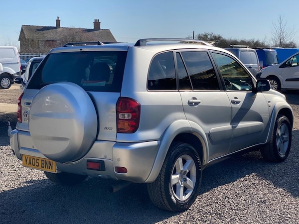 Used Toyota RAV4 2005 for sale - 76297093: Photo 5