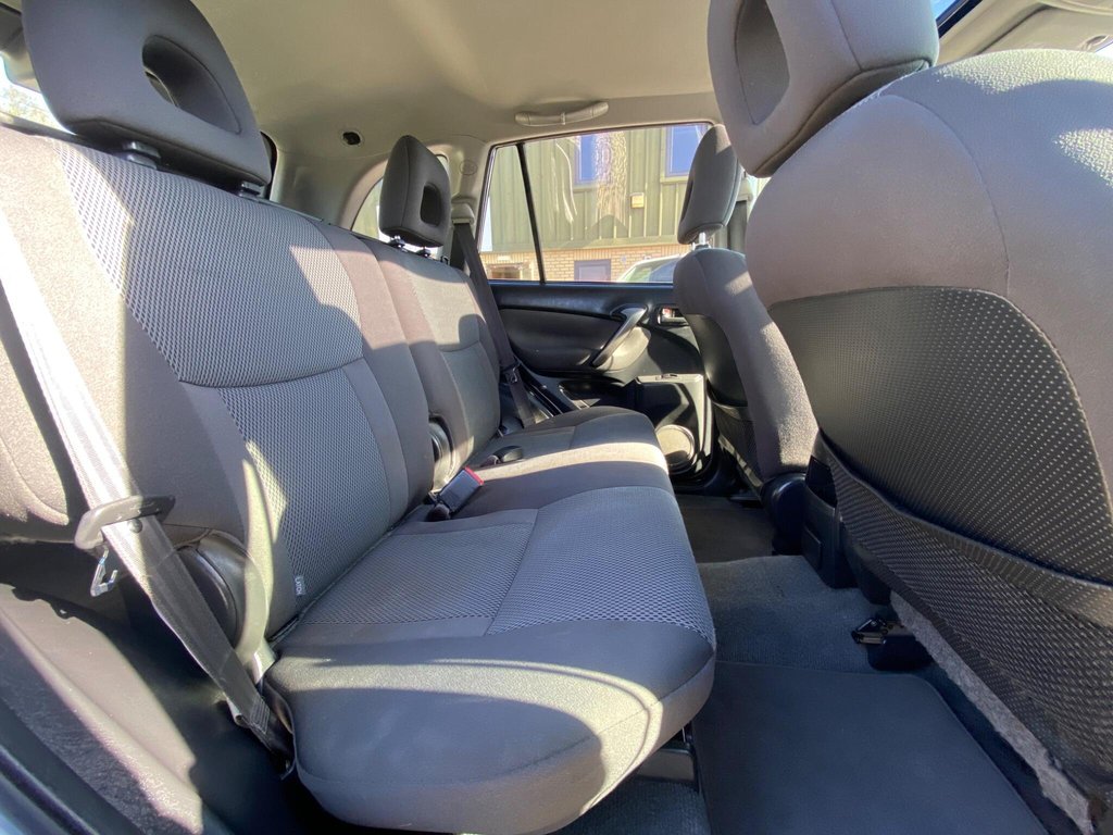 Used Toyota RAV4 2005 for sale - 76297093: Photo 8