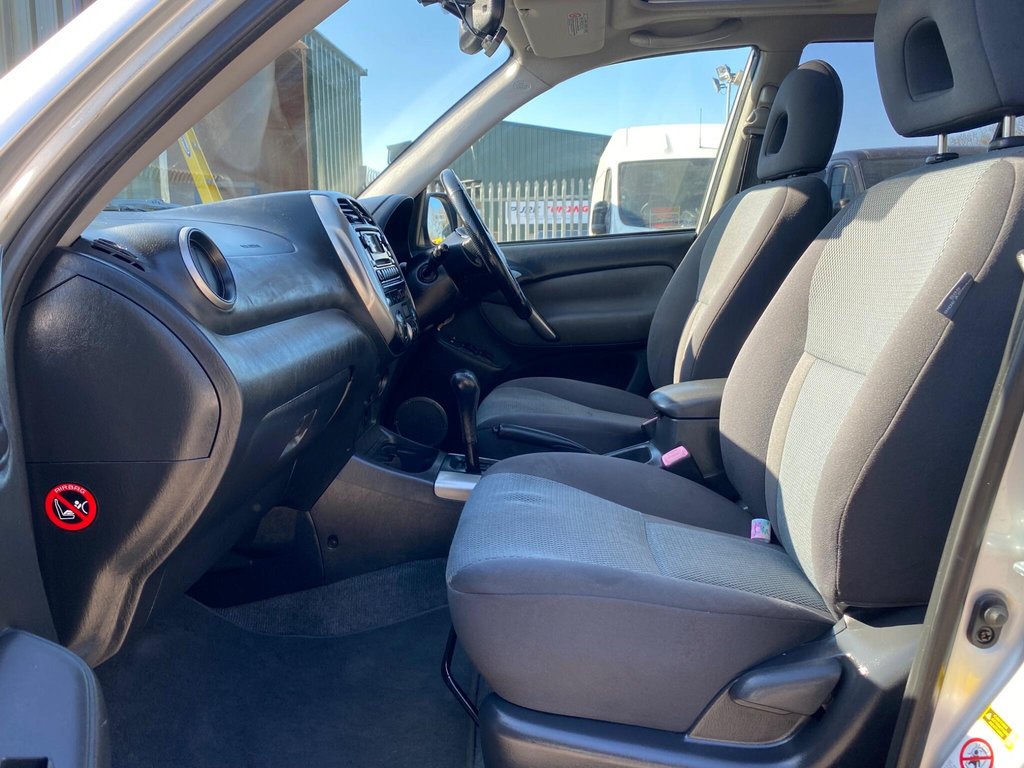 Used Toyota RAV4 2005 for sale - 76297093: Photo 9