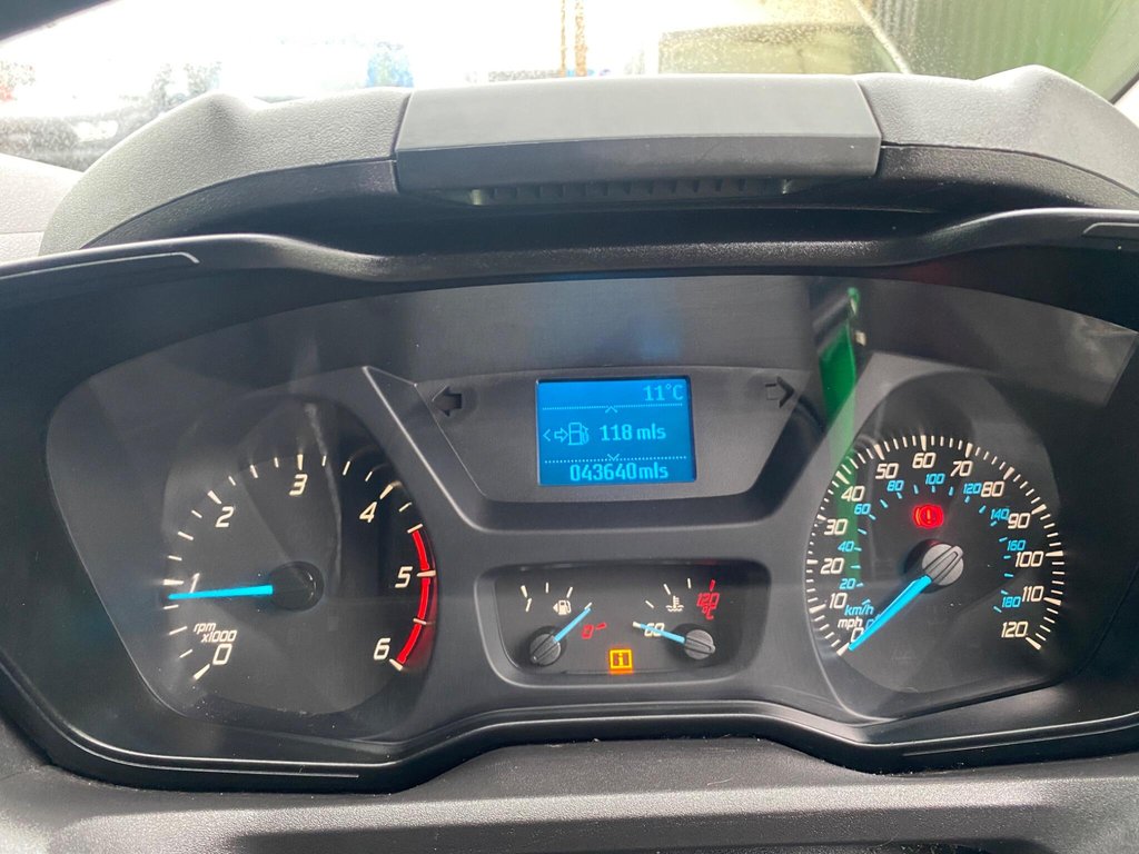 Used Ford Transit Custom 2015 for sale - 76590750: Photo 10