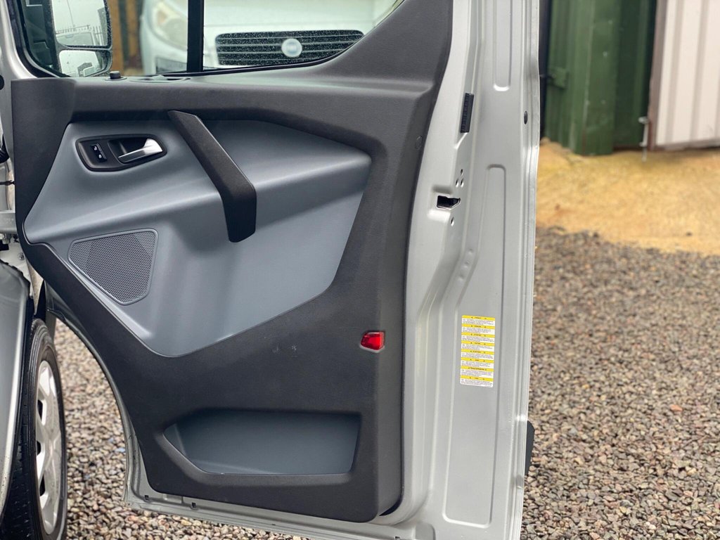 Used Ford Transit Custom 2015 for sale - 76590750: Photo 45