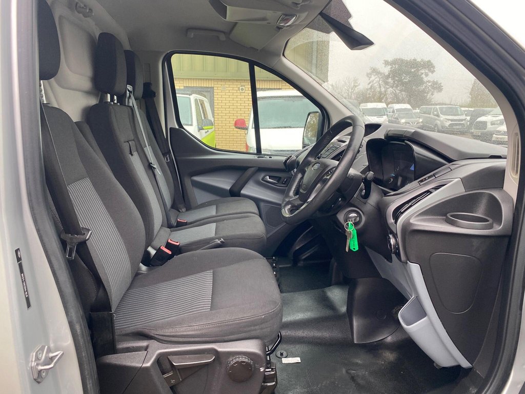 Used Ford Transit Custom 2015 for sale - 76590750: Photo 7