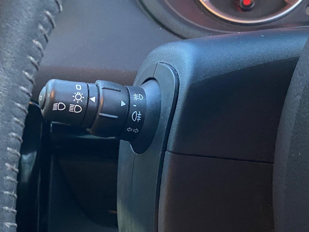 Used Renault Clio 2012 for sale - 77692538: Photo 43