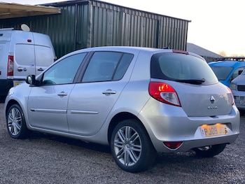 Used Renault Clio 2012 for sale - 77692538: Photo