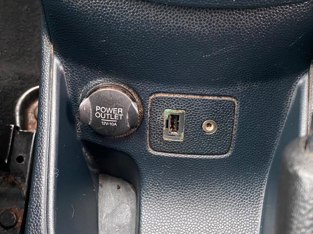 Used Ford Fiesta 2010 for sale - 77697932: Photo 38