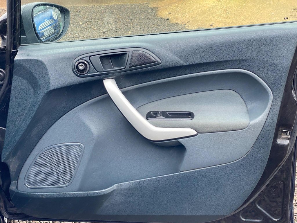 Used Ford Fiesta 2010 for sale - 77697932: Photo 43