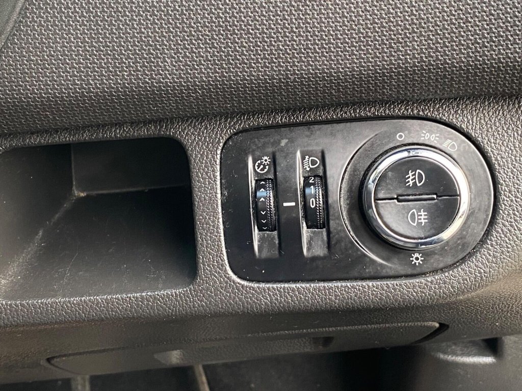 Used Vauxhall Meriva 2013 for sale - 76095808: Photo 43