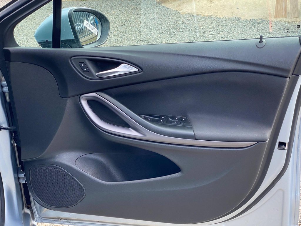 Used Vauxhall Astra 2016 for sale - 76558948: Photo 40