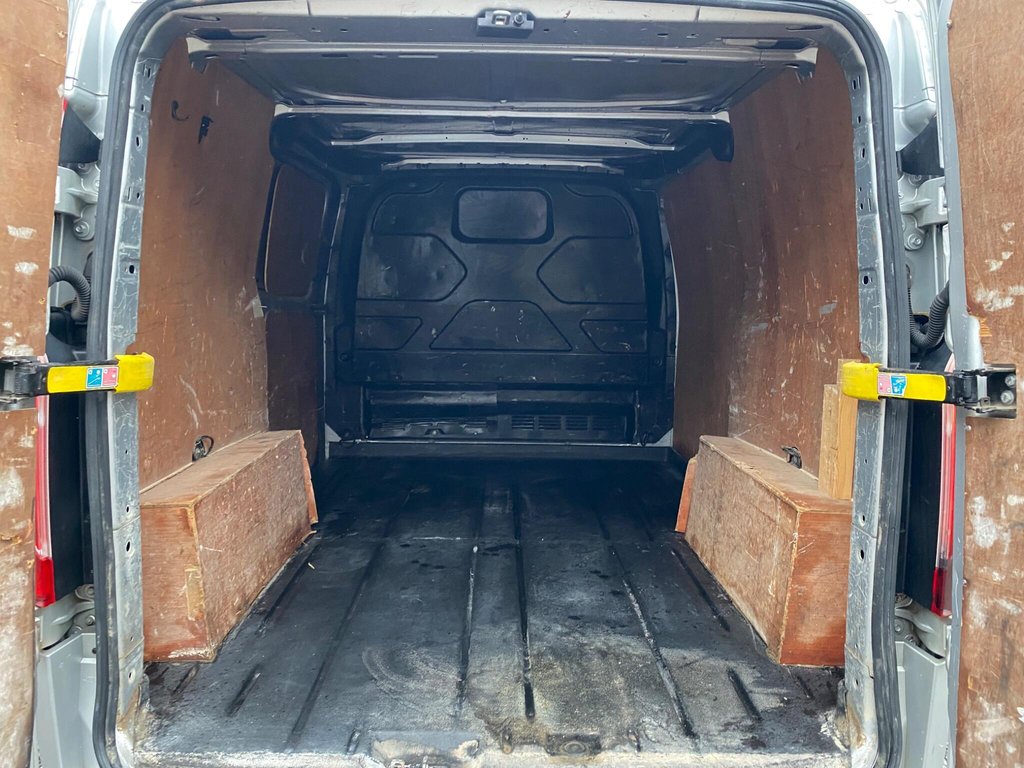 Used Ford Transit Custom 2015 for sale - 77218590: Photo 10