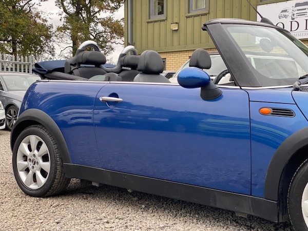 Used MINI Convertible 2007 for sale - 76304197: Photo 23