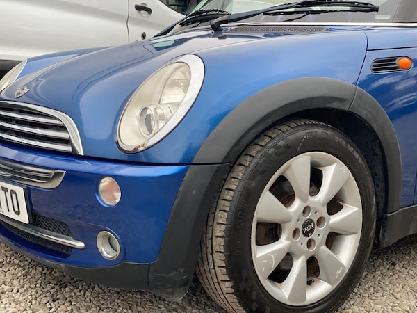 Used MINI Convertible 2007 for sale - 76304197: Photo 24