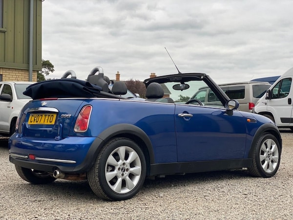 Used MINI Convertible 2007 for sale - 76304197: Photo 5